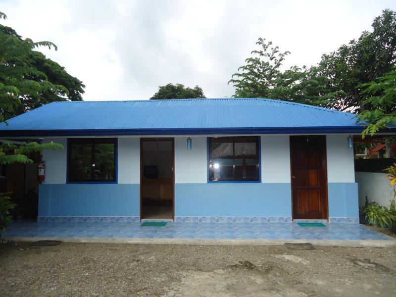 Fanta Lodge Puerto Princesa Exterior photo